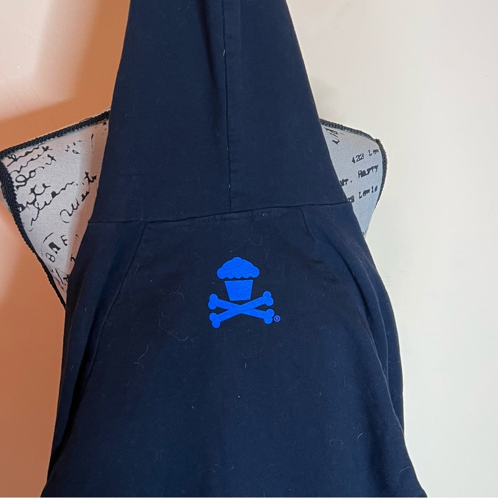 💚Johnny Cupcakes hoodie - Picture 5 of 7